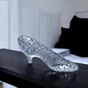 Vintage Cut Glass High Heel Shoe Figurine, Clear Pressed Glass | Trinket | Slipper | Lady's | Paperweight | Art Glass | Cinderella | Crystal