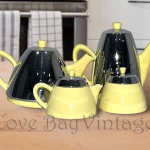 Vintage Wood And Sons Heatmaster Insulated Tea & Coffee Set 4‑Piece 1969