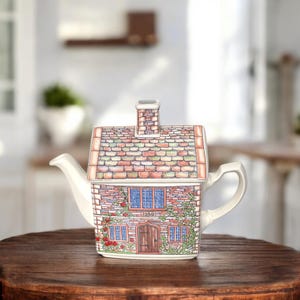 Vintage Sadler English Country Houses Collection "17th Century Cottage" China Tea Pot c1970s | Teapot | Collectible | Collectibles | Novelty