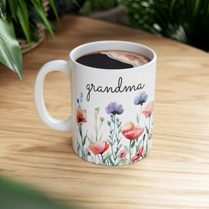 Watercolor Flower Grandma Coffee Mug: Personalized Gift for Grandma, Floral Design, Custom Mug