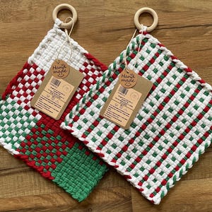 Artisan Handmade Pot Holder Trivet Set of 2,  XL 8” x 8” Modern Farmhouse Kitchen Hot Pads in Red, Green & White Christmas Gifts