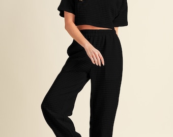 Textured Cropped Tee and Jogger Pants Set - Black