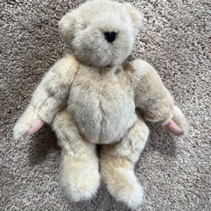 Vintage 1982 NABCO Muffy VanderBear The Original Bear