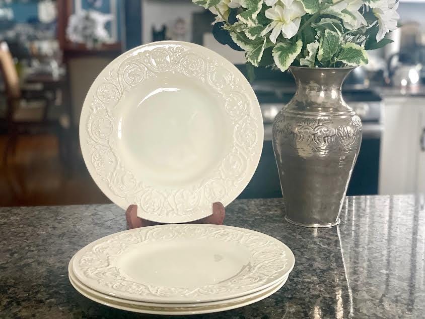 Lot De 3 Assiettes à Dessert Wedgwood Patrician – Faïence Anglaise Guirlande, Beige