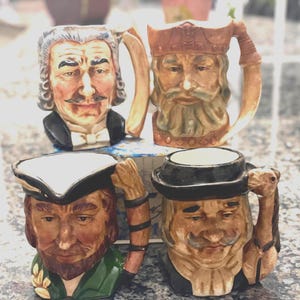 Royal Crown Staffordshire Toby Mug: zabytkowy angielski dzbanek figuralny