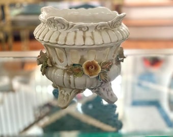 ヴィンテージの中国製青白磁ブラシポット：花の風景花瓶 - Etsy 日本