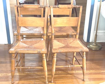 Conjunto de 4 cadeiras de jantar rústicas estilo fazenda com assento em carvalho e junco: Móveis vintage para sala de jantar