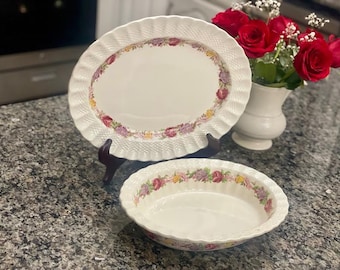 Vintage serveerschaal met lepel en ovale groenteschaal Engels diner- en serveergerei