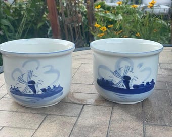 Macetas vintage de Delft en azul y blanco: decoración holandesa