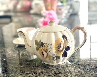 Gibson Staffordshire Teapot: Vintage English Teaware