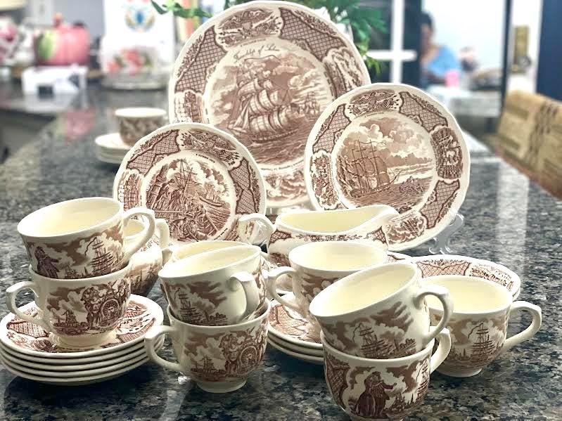 Alfred Meakin Fair Winds Ironstone Dinnerware Set: 18 Pcs English