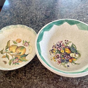 Vintage Italian Ceramic Bowls: Hand-Painted Floral & Fruit Design