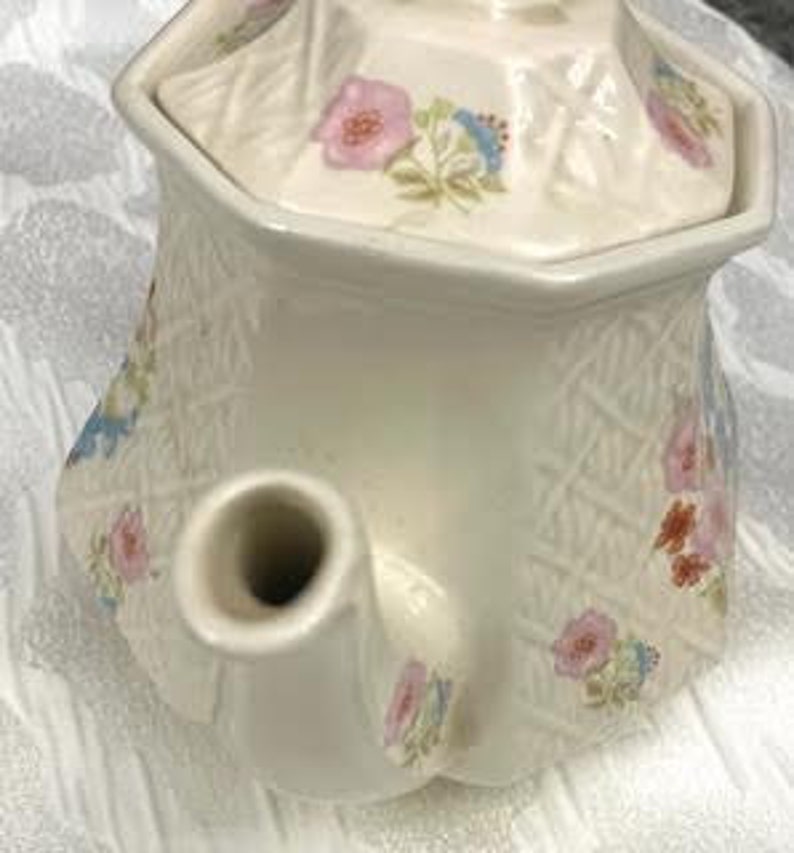 Vintage Sadler Windsor Octagon Teapot Pink Roses Trellis Sadler Teapot Windsor Pattern 6 Sides Embossed Trellis zdjęcie 7