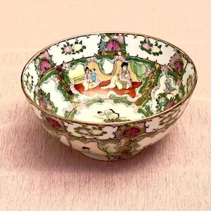 Vintage Porcelain Oriental Rose Medallion 10&quot; in. Bowl Traditional Chinese Hand Painted Asian Centerpiece Bowl Asian Inspired  Home Accent .
