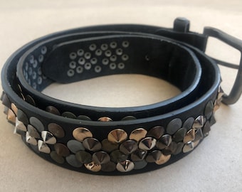 2000s Vintage Studded Belt Cracked White Leather Y2K Stud OS Used