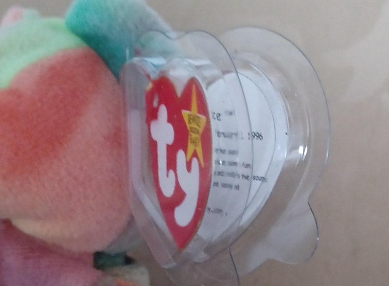 Ty Vintage-Rare Retired Beanie Baby Wise the Owl 1999 with tag Errors & PE Pellets image 4