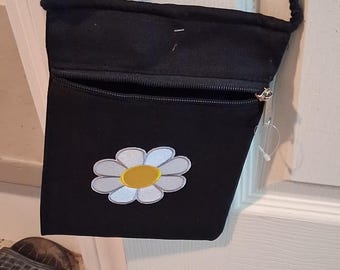 Daisy Crossbody Bag
