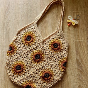 Handmade Sunflower Market Bags, ideal Mother's Day gift image 4