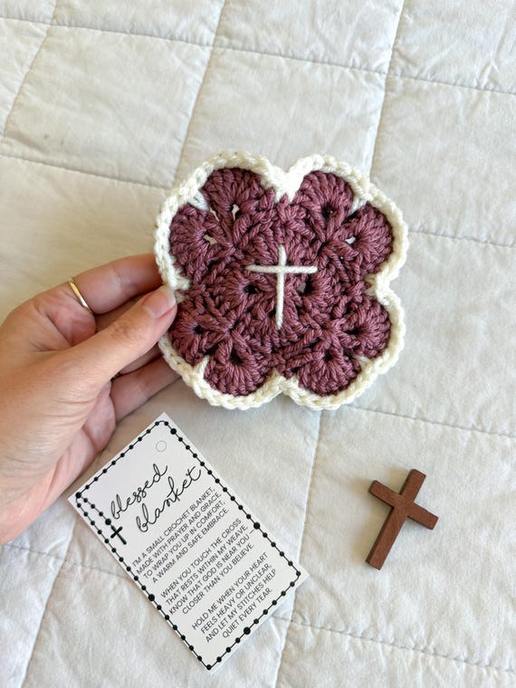 Pocket Prayer Blanket with Wooden Cross – Crochet Prayer Square Gift – Christian Comfort Keepsake – Faith Encouragement Gift