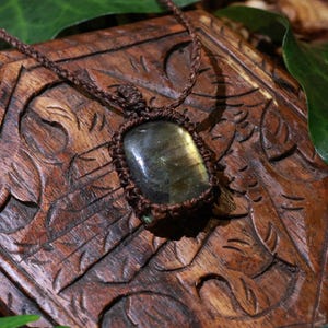Labradorite pendant 3