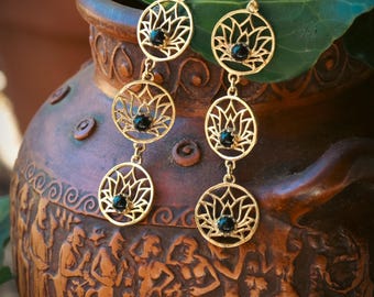 Messing oorbellen - Lotus Trail - Onyx