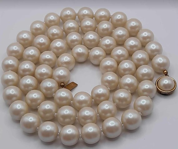 Miriam Haskell Signed Large and Long Faux Pearl N… - image 6