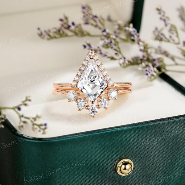 Unique Kite cut Moissanite Engagement Ring 14k Rose Gold Moissanite Stackable Wedding Ring Set April Birthstone Ring Love Ring Gift for Wife