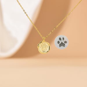 Collar con la huella de tu mascota, collar personalizado para tu mascota, collar con la huella de tu perro o gato, collar con el nombre de tu pata grabado, regalo conmemorativo para ella.