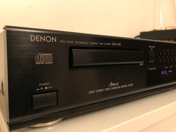 Denon DCD 625 High End CD Player 20 Bit 8 Times Over