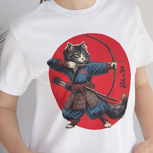 Camiseta de gato samurái: Arte neko de tiro con arco japonés, camiseta unisex de algodón