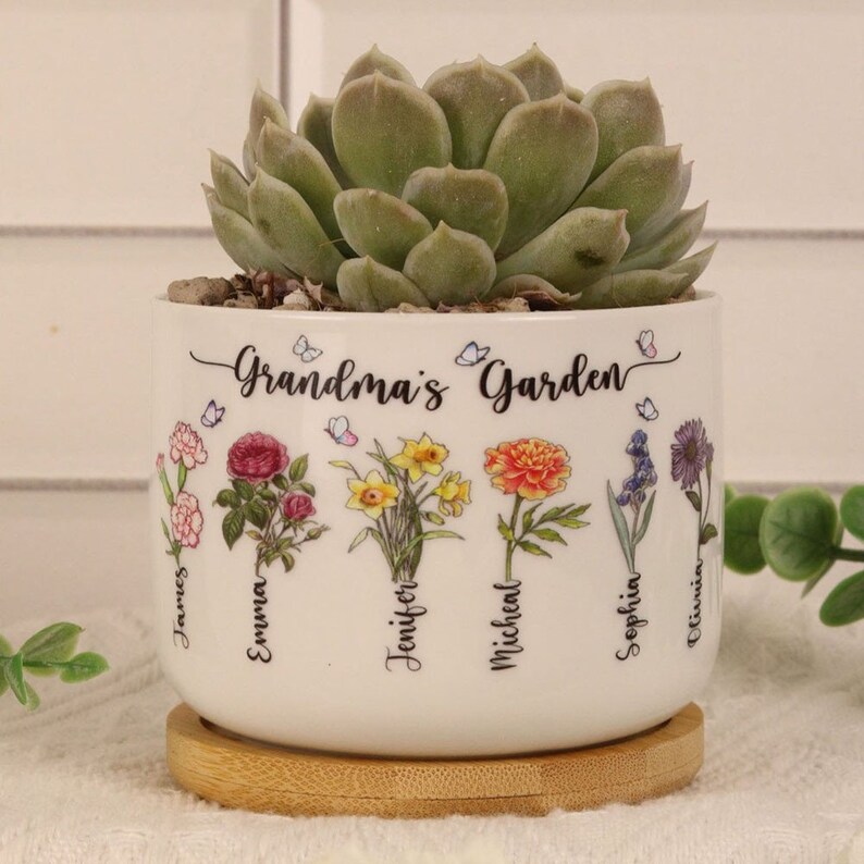 Custom Birth Month Flower Plant Pot, Personalized Grandma's Garden Plant Pot, Mother's Day Gifts, Gift For Her, Gifts For Nana Mimi Gigi image 3