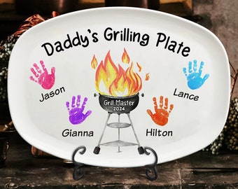 Personalisierter Grillteller für Papa mit Handabdruck, individueller Teller als Vatertagsgeschenk 2024, Teller für Papa Opa, Geschenk für Papa vom Kind