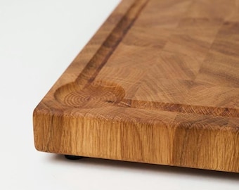Oak cutting board, end grain. Made in France. 30 x 29 x 3 cm