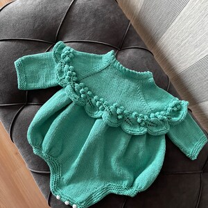Baby Girl Romper Organic Baby Clothes, Handmade Baby Gift, Newborn Baby Coming, Knit Newborn Outfit, Newborn Girl Outfit, Kni zdjęcie 1