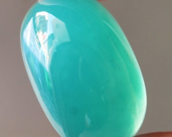 Top grade AAA+ Gem silica Crysocolla Cabochon 40 Ct  size,,27,3x17x13 mm Attention: This stone has a unique and changing color