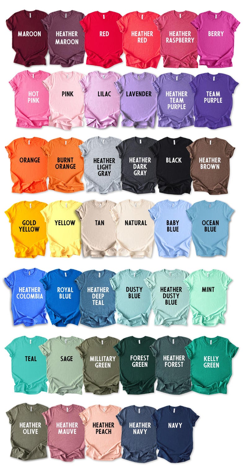 Puede incluir: Una colecci&oacute;n de camisetas de varios colores, cada una con un tono diferente y etiquetada con su nombre de color. Los colores incluyen granate, rojo, rosa, naranja, amarillo, azul, verde y m&aacute;s. Las camisetas se muestran en filas.
