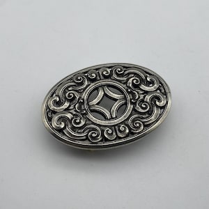 Bohemian Oval Nickel Silver Belt Buckle – Handcrafted Boho Western Clasp for Leather Belts