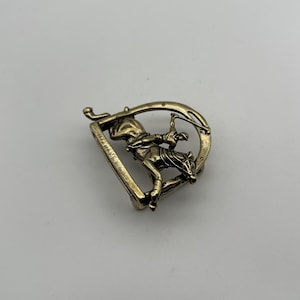 36mm Antique Brass Cowboy Equestrian Belt Buckle