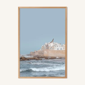 Marokkanischer Druck, boho Wandkunst, Atlantikküste, Asilah boho druckbare Fotos, wellenförmige Meereslandschaft