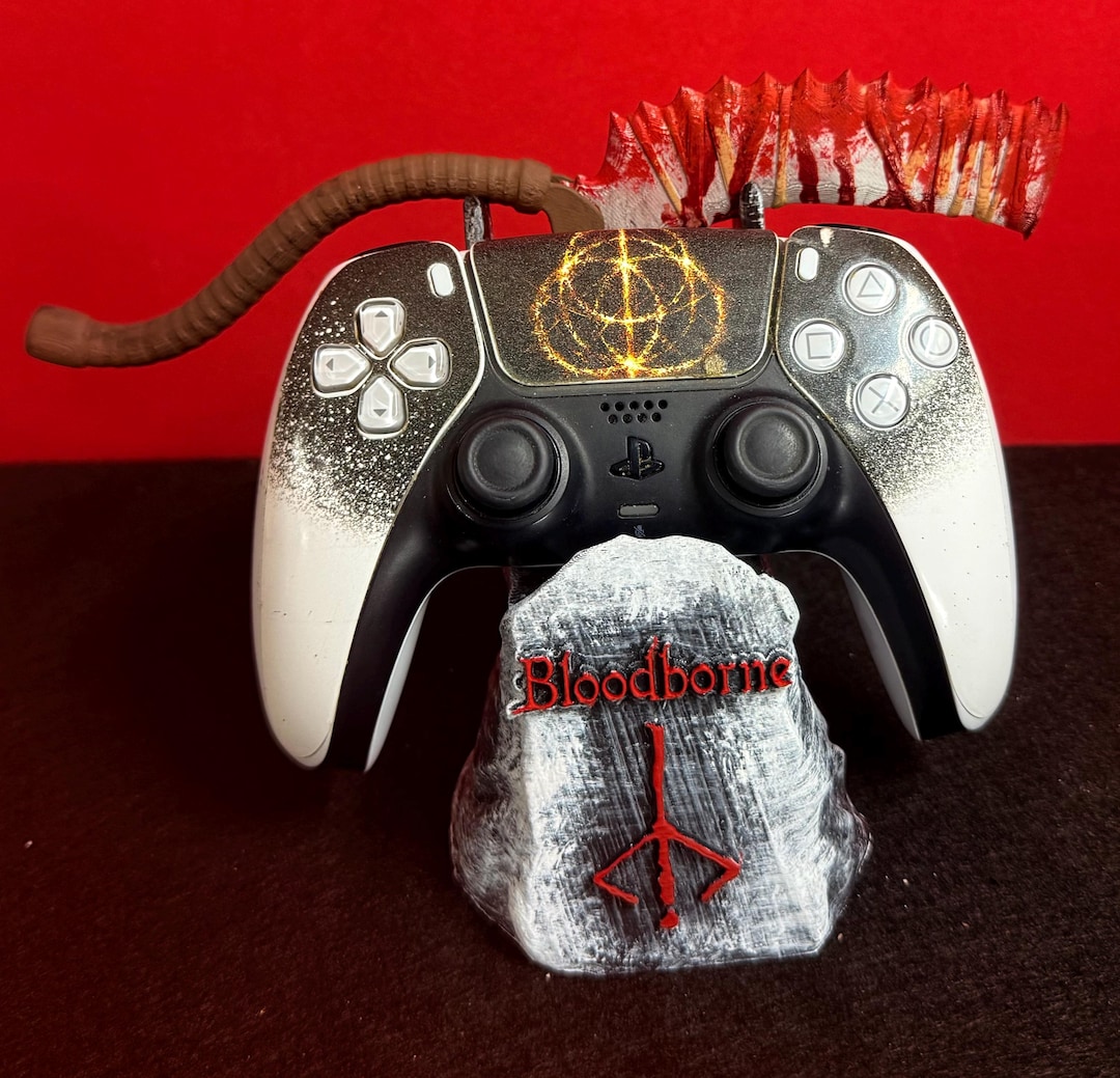 Xbox Hunting Controller PS4/PS5 and Xbox Bloodborne Controller Stand With Beast-hunting Saw - Etsy