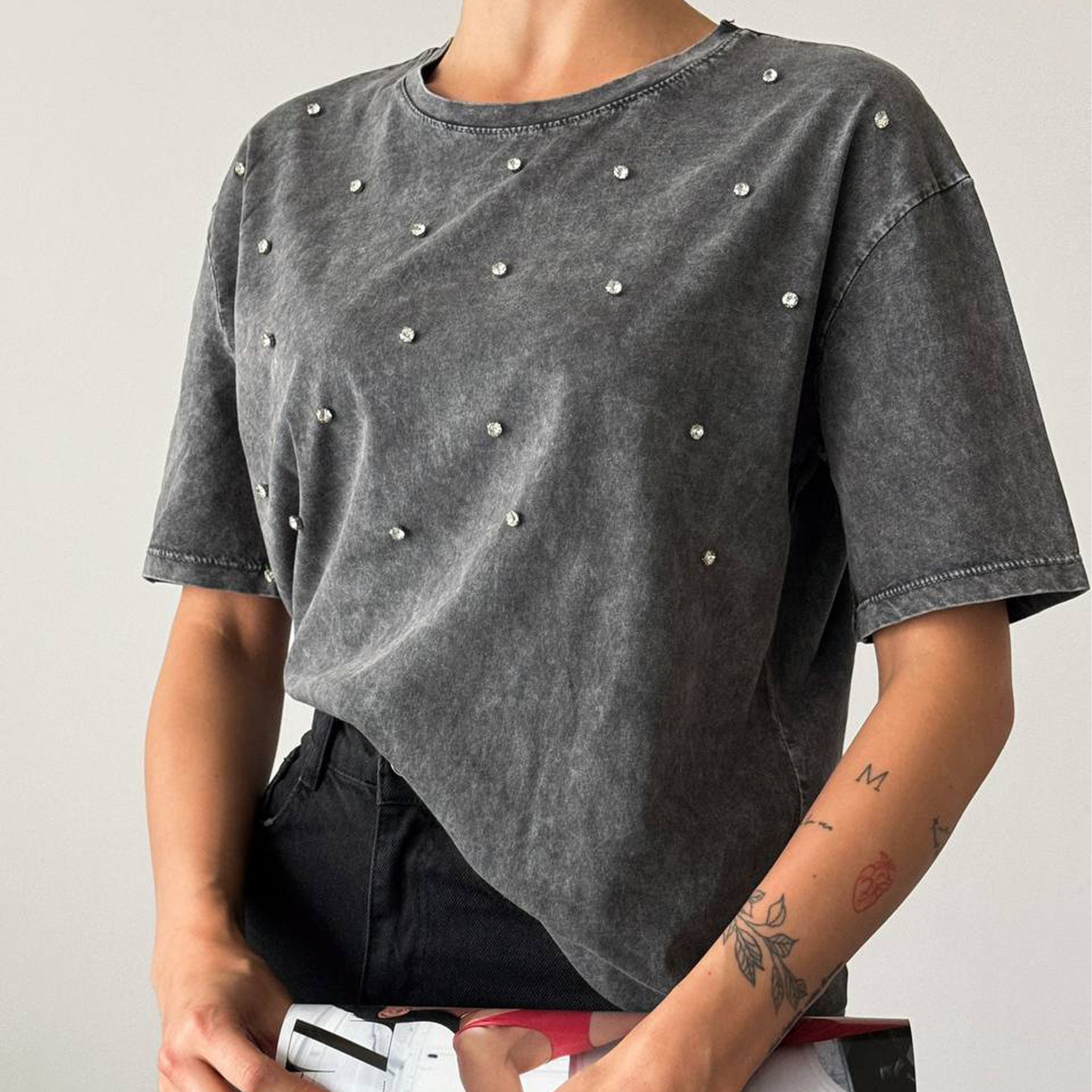 ★PARTIMENTO★ VTG Washed Color Blocking Tee Charcoal Gray Gray Lady - Stone Wash Black Tee – Goutte