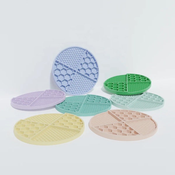 Silicone Lick Mat Pet Silicone Plate Pet Bowl Slow Feeder for Anxiety Dog Enrichment Pet Licking Plate, Licking Plate Dog Lick Mat