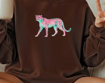 Retro Cheetah Sweatshirt, Trendy Leopard Print Sweatshirt, y2k Boho Graphic Crewneck, Wildlife Shirt, Cheetah Gifts, Watercolor Leopard Top