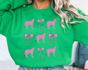 Trendy Cheetah Sweatshirt, Animal print sweatshirt, Boho Graphic Crewneck, Wildlife Shirt, Cheetah Gifts, Oversized Crewneck, Leopard Shirt