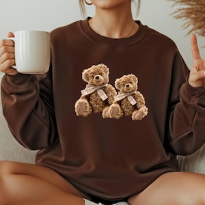 Cutecore-teddybeershirt, herfst dameskleding, trendy grafische sweater, Bear Lover ronde hals, tienermeisjescadeaus, leuke leraar sweater