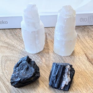 Home Protection Crystal Kit : 2 Selenite Towers & 2 Black Tourmaline Logs