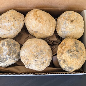 Break Your Own Geodes : 6 Pieces of Unopened Moroccan Crystal Quartz Geodes Gift Box, Quartz Moroccan Crystal Geodes, Bulk Geodes