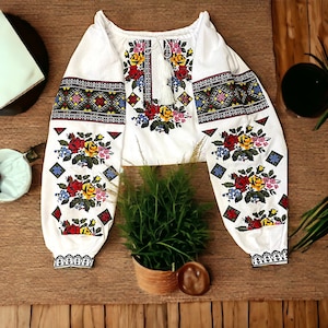 Ukrainian Dress Vyshyvanka Shirt Embroidered Blouse Cotton, Gift fro woman