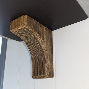 Small Timberlite Corbel