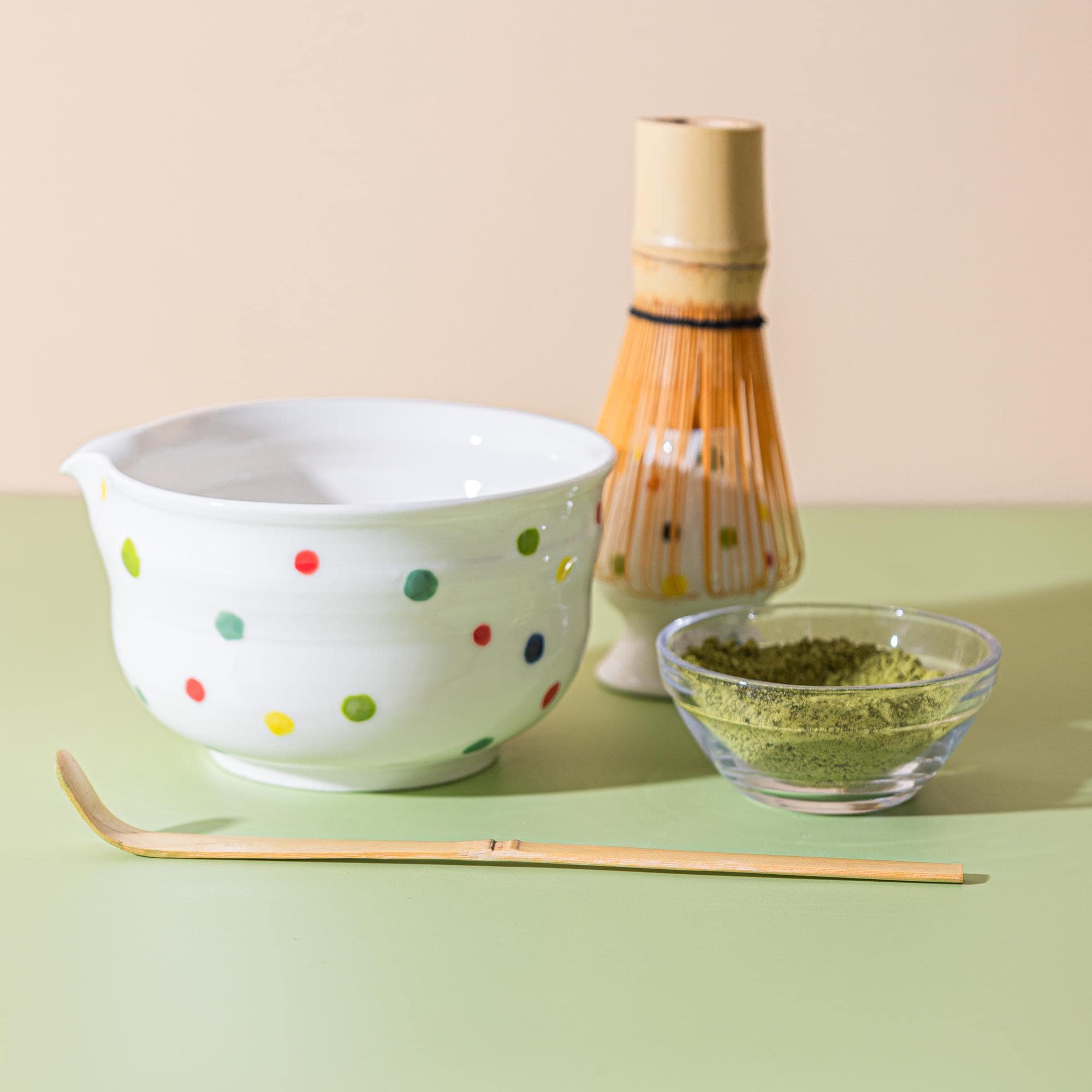 水玉 型押し 白い ボウル 抹茶碗 古道具 アンティーク 水玉 型押し 白い ボウル 抹茶碗 古道具 アンティーク 手描きの水玉